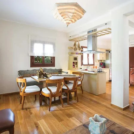 فيلة Agia Marina Sleeps 4 With Pool Air Con And Wifi